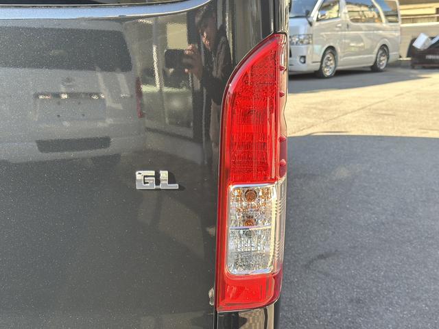 ハイエースワゴン ＧＬ　４列１０人乗り／ＢＩＧ－Ｘ／シートカバー／ベッド／１６インチＡＷ／パノラミックビュー／デジミラ／パワスラ（35枚目）