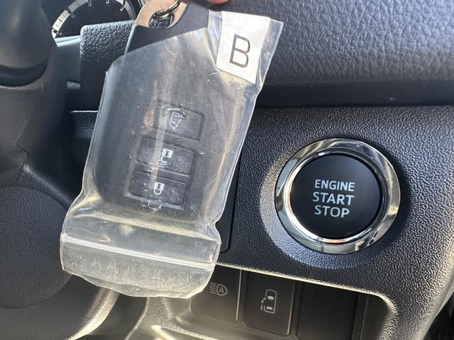 ハイエースワゴン ＧＬ　４列１０人乗り／ＢＩＧ－Ｘ／シートカバー／ベッド／１６インチＡＷ／パノラミックビュー／デジミラ／パワスラ（46枚目）