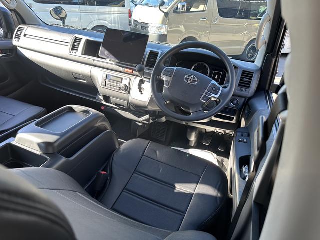 ハイエースワゴン ＧＬ　４列１０人乗り／ＢＩＧ－Ｘ／シートカバー／ベッド／１６インチＡＷ／パノラミックビュー／デジミラ／パワスラ（49枚目）