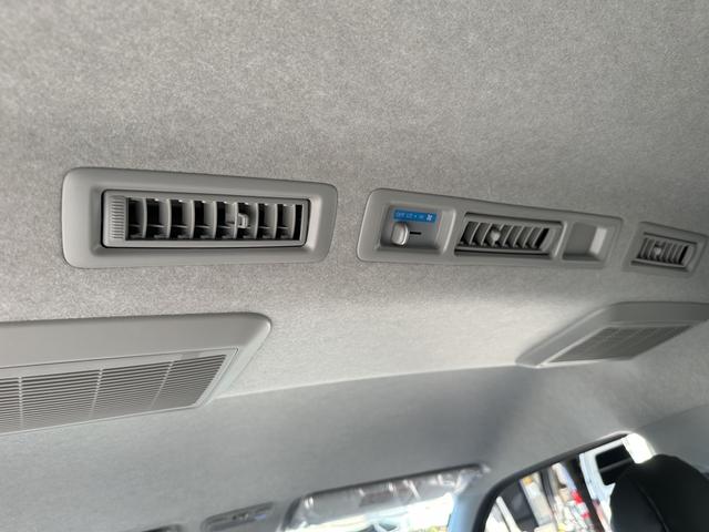 ハイエースワゴン ＧＬ　４列１０人乗り／ＢＩＧ－Ｘ／シートカバー／ベッド／１６インチＡＷ／パノラミックビュー／デジミラ／パワスラ（55枚目）