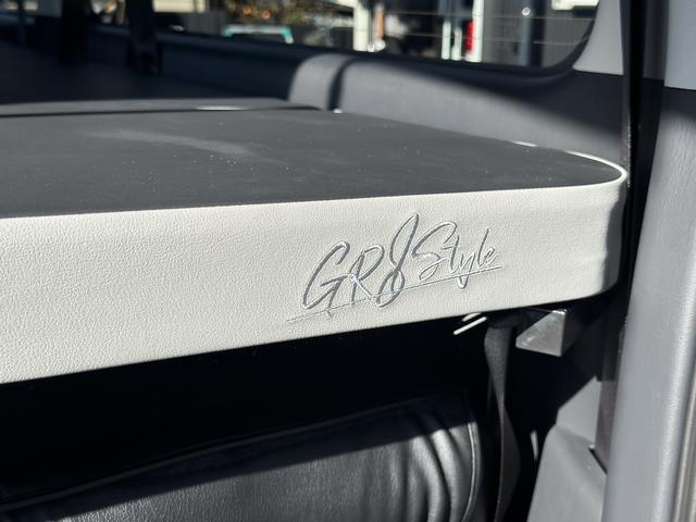 ハイエースワゴン ＧＬ　４列１０人乗り／ＢＩＧ－Ｘ／シートカバー／ベッド／１６インチＡＷ／パノラミックビュー／デジミラ／パワスラ（56枚目）