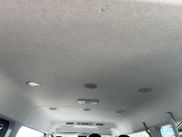 ハイエースワゴン ＧＬ　４列１０人乗り／ＢＩＧ－Ｘ／シートカバー／ベッド／１６インチＡＷ／パノラミックビュー／デジミラ／パワスラ（58枚目）