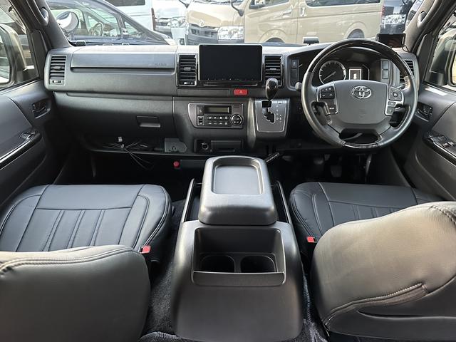 ハイエースバン スーパーＧＬ　リラクベース　タイプＩＩ　４ＷＤ／寒冷地仕様／バッドフェイス／デイライト付フロントスポイラー／１６インチアルミホイール／ＡＴタイヤ（15枚目）