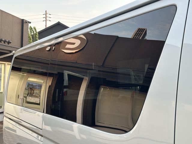 ハイエースバン スーパーＧＬ　リラクベース　タイプＩＩ　４ＷＤ／寒冷地仕様／バッドフェイス／デイライト付フロントスポイラー／１６インチアルミホイール／ＡＴタイヤ（33枚目）