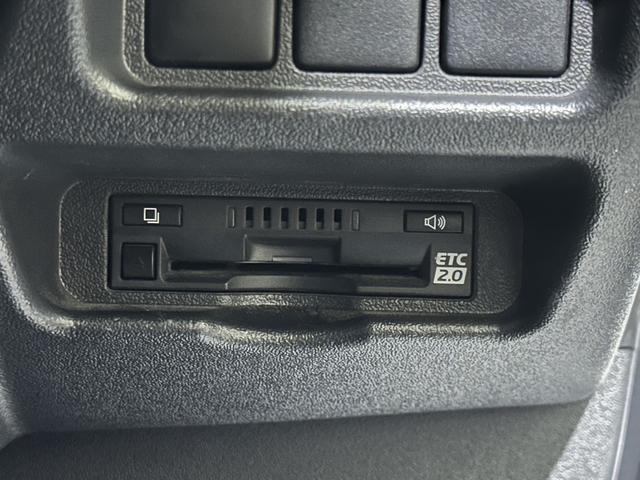 ハイエースバン スーパーＧＬ　リラクベース　タイプＩＩ　４ＷＤ／寒冷地仕様／バッドフェイス／デイライト付フロントスポイラー／１６インチアルミホイール／ＡＴタイヤ（41枚目）