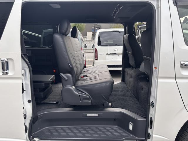 ハイエースバン スーパーＧＬ　リラクベース　タイプＩＩ　４ＷＤ／寒冷地仕様／バッドフェイス／デイライト付フロントスポイラー／１６インチアルミホイール／ＡＴタイヤ（53枚目）