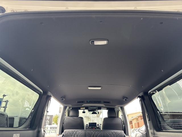 ハイエースバン スーパーＧＬ　リラクベース　タイプＩＩ　４ＷＤ／寒冷地仕様／バッドフェイス／デイライト付フロントスポイラー／１６インチアルミホイール／ＡＴタイヤ（59枚目）