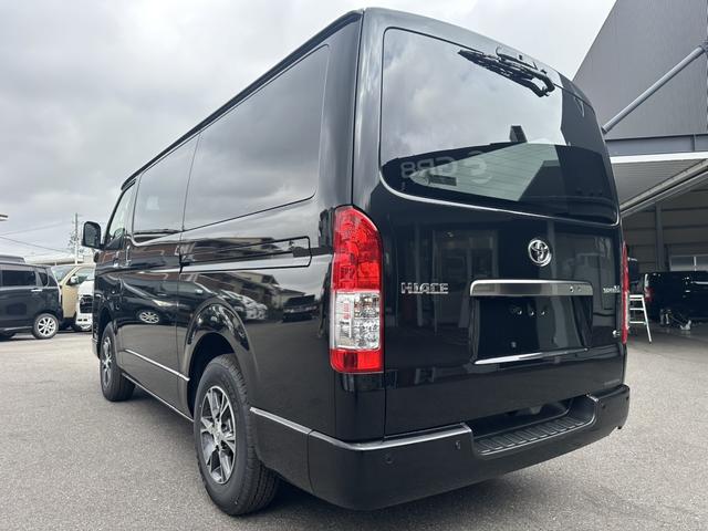 ハイエースバン ロングスーパーＧＬ　ダークプライムＳ　４ＷＤ／アルパインＢＩＧＸナビ／ＧＲ８フロントスポイラー／パワスラ／デジミラ／パノラミックビューモニター（12枚目）