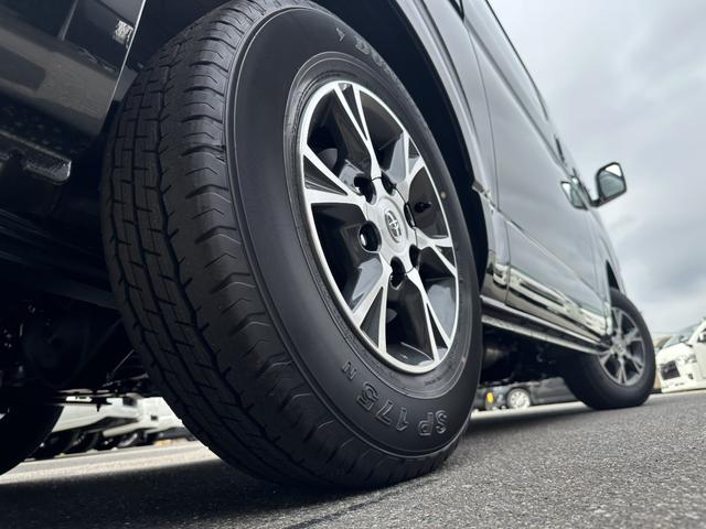 ハイエースバン ロングスーパーＧＬ　ダークプライムＳ　４ＷＤ／アルパインＢＩＧＸナビ／ＧＲ８フロントスポイラー／パワスラ／デジミラ／パノラミックビューモニター（28枚目）