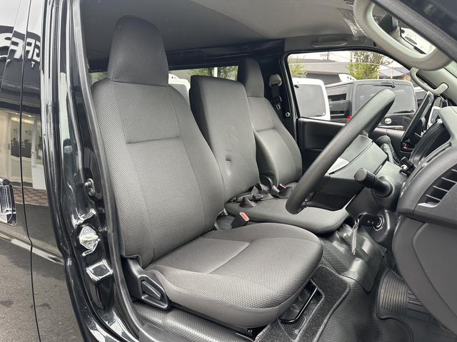 ハイエースバン DX GLパッケージ 6人乗り/アルパインBIGXナビ/ETC/パノラミックビューモニター/LEDヘッドライト/トヨタセーフティセンス(18枚目)