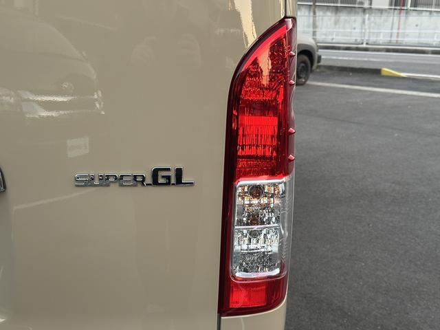 ハイエースバン ロングスーパーＧＬ　アースカラー／ＲＡＹＳアルミホイール／ＢＩＧ－Ｘ／ベッドキット／シートカバー／パノラミック／デジミラ／パワスラ／（36枚目）