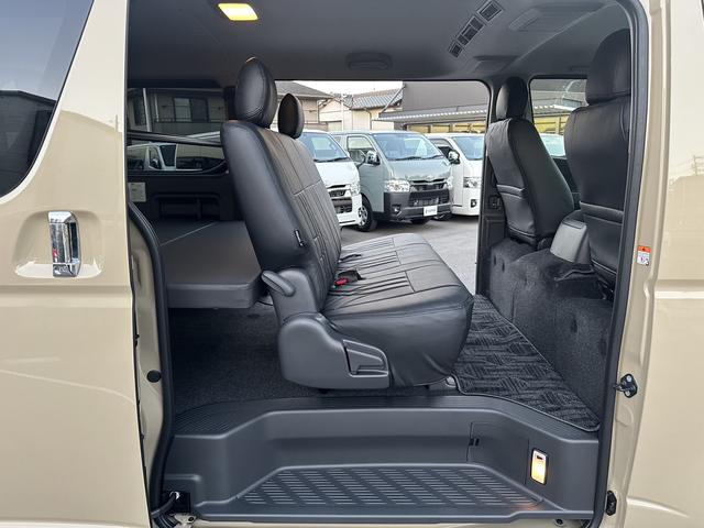ハイエースバン ロングスーパーＧＬ　アースカラー／ＲＡＹＳアルミホイール／ＢＩＧ－Ｘ／ベッドキット／シートカバー／パノラミック／デジミラ／パワスラ／（51枚目）