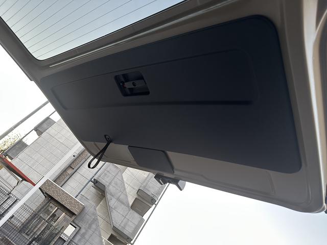 ハイエースバン ロングスーパーＧＬ　アースカラー／ＲＡＹＳアルミホイール／ＢＩＧ－Ｘ／ベッドキット／シートカバー／パノラミック／デジミラ／パワスラ／（59枚目）