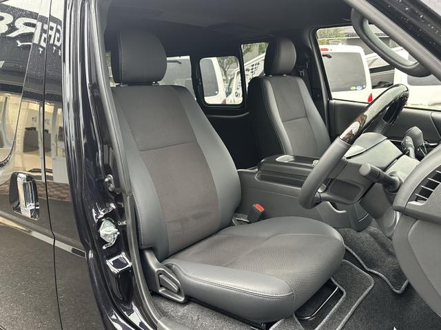 ハイエースバン スーパーGL ダークプライムII ローダウン/モデリスタフルエアロ/ESSEX17インチアルミホイール/ベッドキット/パノラミックビューモニター/パワースライドドア/デジタルインナーミラー(18枚目)