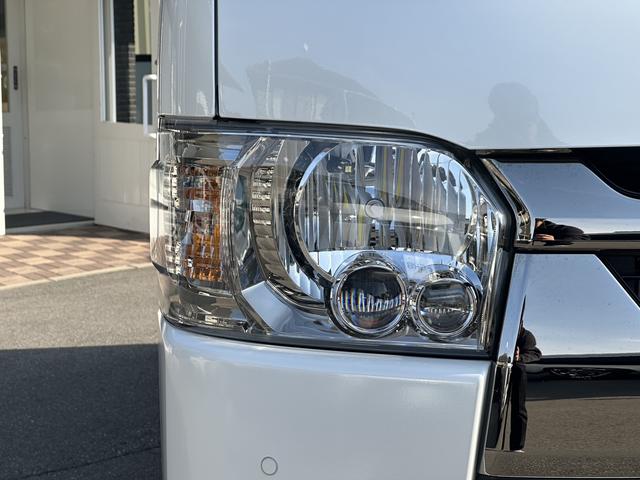 ハイエースバン スーパーＧＬ　ダークプライムＩＩ　ＢＩＧ－ＤＡ／パワ－スライドドア／パノラミックビューモニター／ＴＲＤフロントスポイラー／バルベロ１７インチアルミホイール／ベッドキット（27枚目）