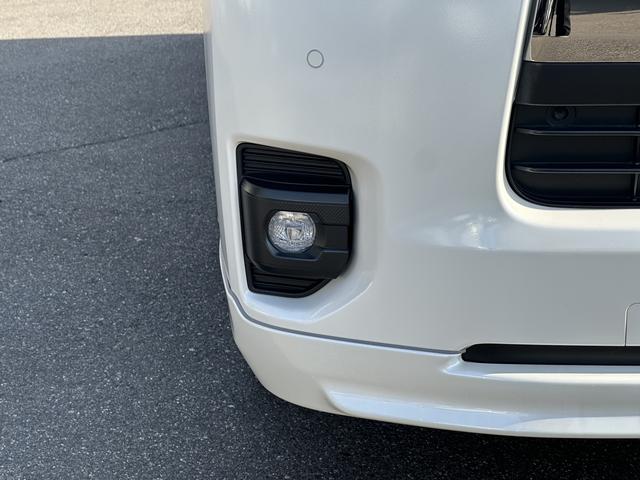 ハイエースバン スーパーＧＬ　ダークプライムＩＩ　ＢＩＧ－ＤＡ／パワ－スライドドア／パノラミックビューモニター／ＴＲＤフロントスポイラー／バルベロ１７インチアルミホイール／ベッドキット（28枚目）