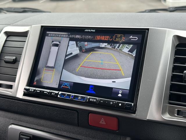 ハイエースバン スーパーＧＬ　ダークプライムＩＩ　ローダウン／ＢＩＧＸナビ／ＲＡＹＳ１６インチアルミホイール／パノラミックビュー／デジミラ／センターコンソール／ベッドキット（17枚目）