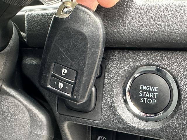 ハイエースバン スーパーＧＬ　ダークプライムＩＩ　ローダウン／ＢＩＧＸナビ／ＲＡＹＳ１６インチアルミホイール／パノラミックビュー／デジミラ／センターコンソール／ベッドキット（37枚目）