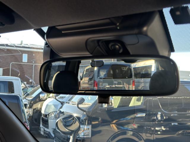 ハイエースバン スーパーGL ダークプライムII 寒冷地仕様/ベッドキット/GR8センターコンソール/純正15インチアルミホイール/純正ナビ/ETC2.0/トヨタセーフティセンス/助手席エアバッグ/LEDヘッドライト/純正フロアマット(46枚目)