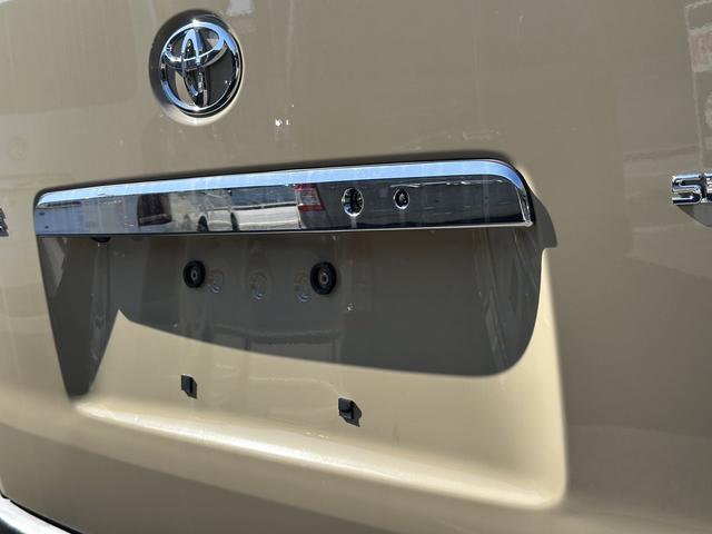 ハイエースバン ロングスーパーGL 4WD/寒冷地仕様/丸目ヘッドライト/カロッツェリア7inナビ/デジタルインナーミラ-/パノラミックビューモニター/パワ-スライドドア/ベッドキット(36枚目)