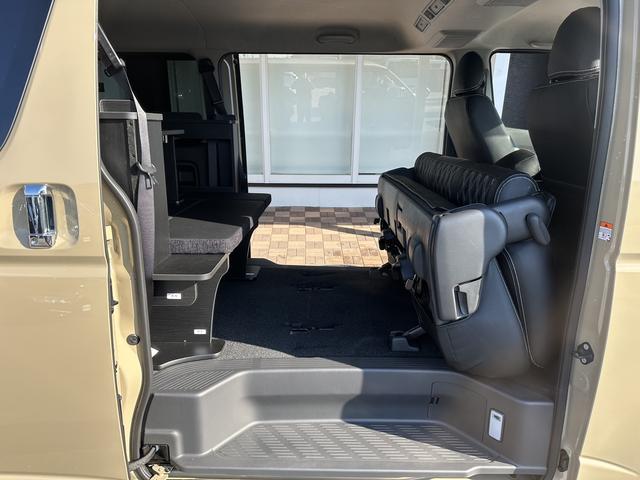 ハイエースバン ロングスーパーGL 4WD/寒冷地仕様/丸目ヘッドライト/カロッツェリア7inナビ/デジタルインナーミラ-/パノラミックビューモニター/パワ-スライドドア/ベッドキット(55枚目)