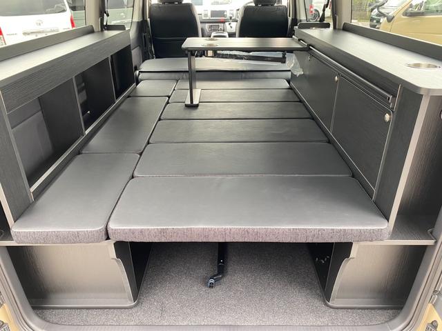 ハイエースバン ロングスーパーGL 4WD/寒冷地仕様/丸目ヘッドライト/カロッツェリア7inナビ/デジタルインナーミラ-/パノラミックビューモニター/パワ-スライドドア/ベッドキット(60枚目)