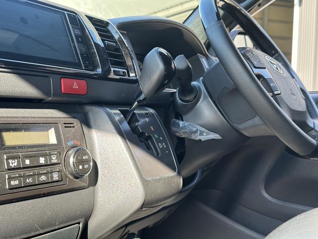 ハイエースバン ワイドスーパーGL ダークプライムII 4WD/3ナンバー/8人乗り/寒冷地仕様/パワースライドドア/パノラミックビューモニター/デジタルインナーミラー/ETC/(49枚目)