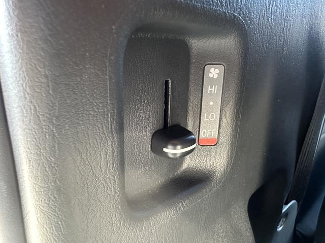 ハイエースバン ワイドスーパーGL ダークプライムII 4WD/3ナンバー/8人乗り/寒冷地仕様/パワースライドドア/パノラミックビューモニター/デジタルインナーミラー/ETC/(53枚目)