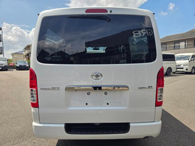 ハイエースバン スーパーGL ダークプライム アルパイン7インチナビ/バックモニター/ETC/スマートキ-/両面スライドドア/AC100V/GR8ベッドキット/LEDヘッドライト/ハーフレザーシート/助手席エアバッグ/純正ドアバイザー(22枚目)