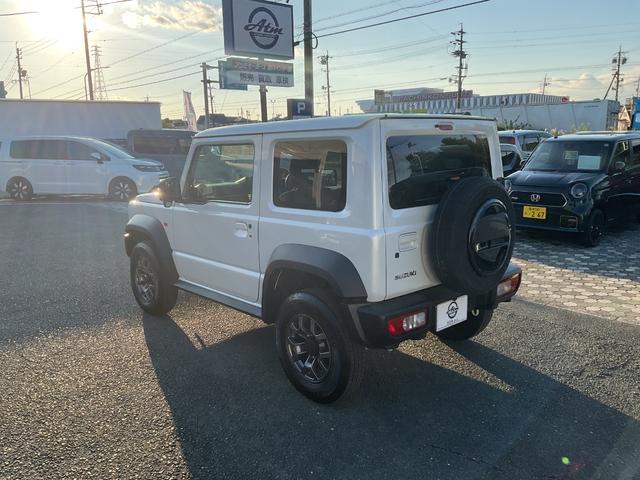 ジムニーシエラ ＪＣ　フルセグＴＶ　バックカメラ　障害物センサー　プライバシーガラス　アイドリングストップ　衝突被害軽減ブレーキ　シートヒーター　クルーズコントロール（9枚目）