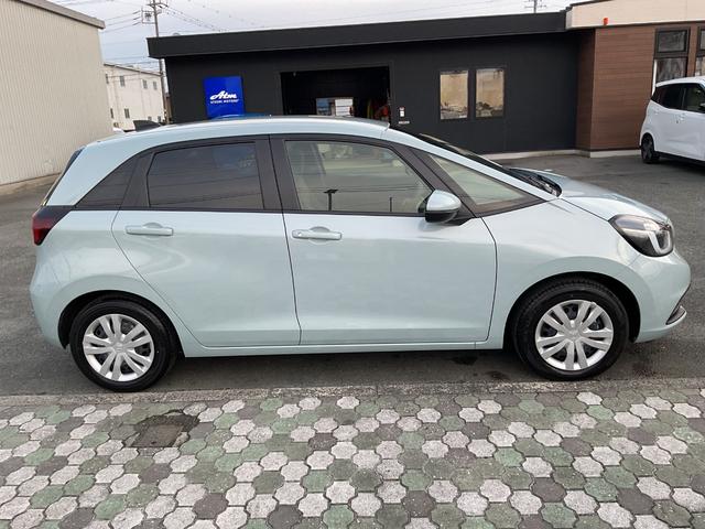 フィット ホーム メモリーナビ フルセグTV ETC バックカメラ 障害物センサー DVD再生 Bluetooth CD 禁煙車 クルーズコントロール(4枚目)