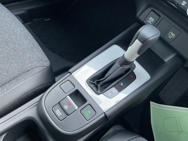 フィット ホーム メモリーナビ フルセグTV ETC バックカメラ 障害物センサー DVD再生 Bluetooth CD 禁煙車 クルーズコントロール(11枚目)