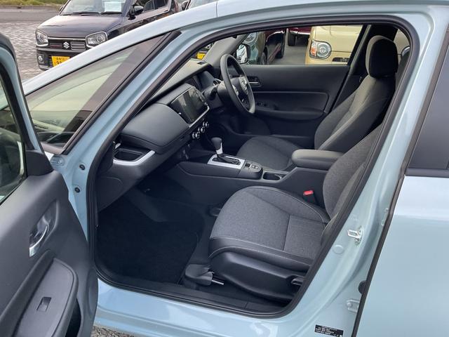 フィット ホーム メモリーナビ フルセグTV ETC バックカメラ 障害物センサー DVD再生 Bluetooth CD 禁煙車 クルーズコントロール(13枚目)