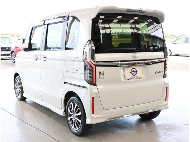 Ｎ－ＢＯＸカスタム Ｌ　フルセグＴＶ　バックカメラ　障害物センサー　ＥＴＣ　セキュリティ　フォグライト　プライバシーガラス　ＡＢＳ　ＥＳＣ　アルミホイール　エアロパーツ　衝突被害軽減ブレーキ　シートヒーター　ＣＤ（9枚目）