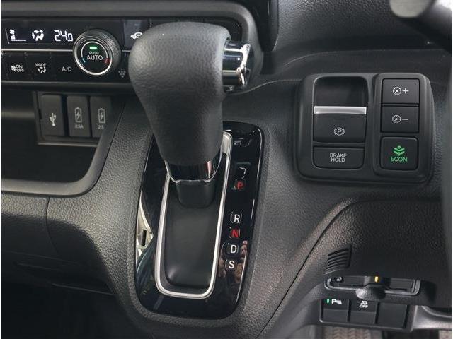 Ｎ－ＢＯＸカスタム Ｌ　フルセグＴＶ　バックカメラ　障害物センサー　ＥＴＣ　セキュリティ　フォグライト　プライバシーガラス　ＡＢＳ　ＥＳＣ　アルミホイール　エアロパーツ　衝突被害軽減ブレーキ　シートヒーター　ＣＤ（11枚目）