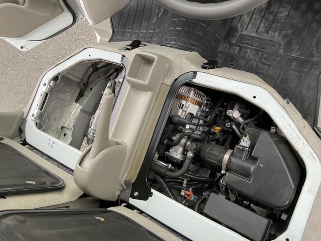 アツミモータースでは人気の中古車を常時１５００台！Ｇｏｏ−ｎｅｔ掲載車輌以外にもホームページに掲載中！！