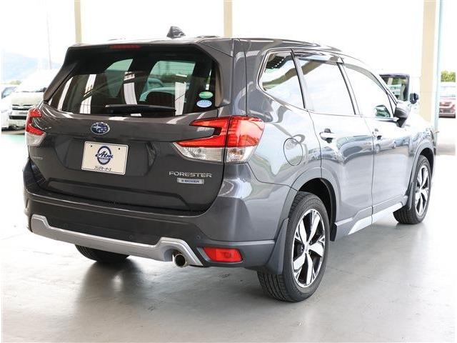 フォレスター アドバンス 4WD メモリーナビ フルセグTV ETC フロントカメラ サイドカメラ バックカメラ クルーズコントロール DVD再生(8枚目)