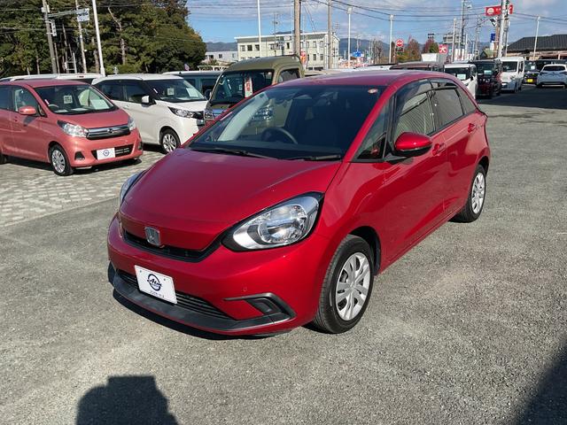 フィット ベーシック　メモリーナビ　バックカメラ　障害物センサー　クルーズコントロール　Ｂｌｕｅｔｏｏｔｈ　ＣＤ　布ハンドル　衝突被害軽減ブレーキ（7枚目）