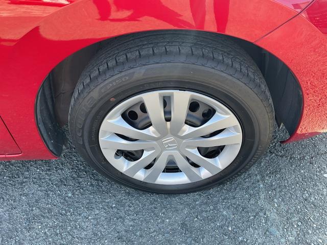 フィット ベーシック　メモリーナビ　バックカメラ　障害物センサー　クルーズコントロール　Ｂｌｕｅｔｏｏｔｈ　ＣＤ　布ハンドル　衝突被害軽減ブレーキ（19枚目）