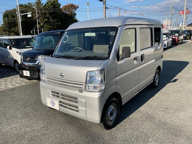 ＮＶ１００クリッパーバン ＤＸ　パワステ　キーレス　両側スライドドア　布ハンドル　プライバシーガラス　エアコン　ＡＢＳ　セキュリティ　エアバッグ　助手席エアバッグ（7枚目）