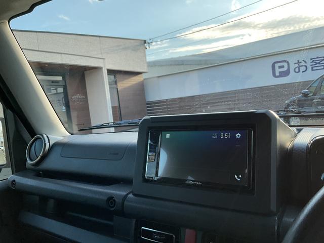 ジムニー ＸＣ　４ＷＤ　ＥＴＣ　クルーズコントロール　ＤＶＤ再生　ＣＤ　Ｂｌｕｅｔｏｏｔｈ　シートヒーター　アルミホイール　ＬＥＤヘッドライト（10枚目）