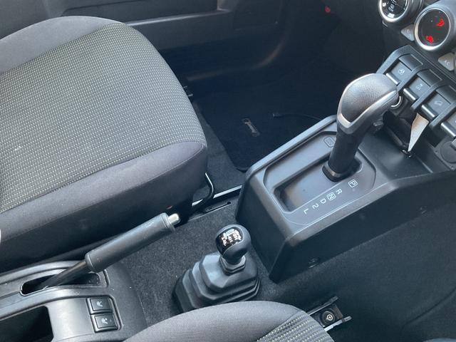 ジムニー ＸＣ　４ＷＤ　ＥＴＣ　クルーズコントロール　ＤＶＤ再生　ＣＤ　Ｂｌｕｅｔｏｏｔｈ　シートヒーター　アルミホイール　ＬＥＤヘッドライト（11枚目）