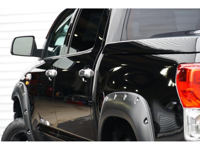 タンドラ クルーマックス　２０１２年モデル　新車並行　ワンオーナー車　リフトアップ　ＸＤ２０ＡＷ　フジツボマフラー　ブルバー　ハードトノカバー　ナビ　フルセグ　バックカメラ　サイドカメラ　４ＷＤ　サンルーフ　ヒッチ（９５０）（63枚目）
