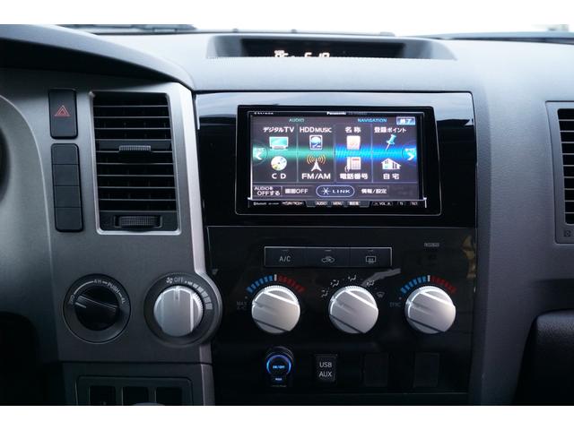 タンドラ クルーマックス　２０１１年モデル　新車並行　４ＷＤ　ＸＤ－ＳＥＲＩＥＳ２０ＡＷ　ＴＲＤ２本出しマフラー　社外ヘッド　ブルバー　ＳＮＵＧ　ＴＯＰトノカバー　黒革　社外ナビ　カメラ　ドラレコ　キーレス　スペアキー（22枚目）