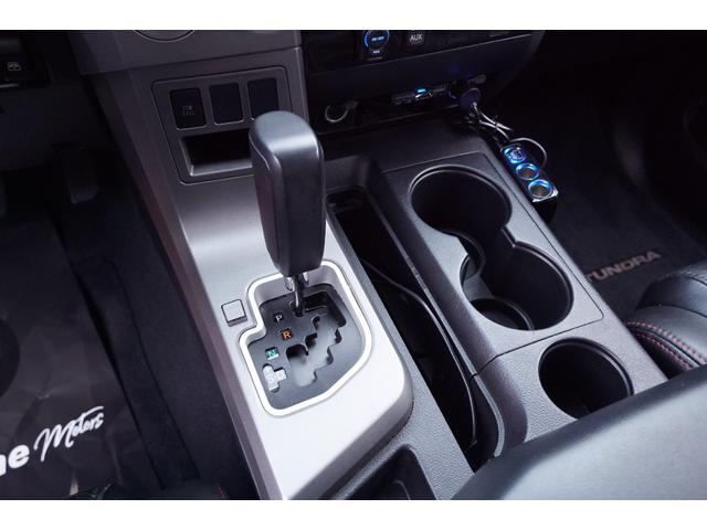 タンドラ クルーマックス　２０１１年モデル　新車並行　４ＷＤ　ＸＤ－ＳＥＲＩＥＳ２０ＡＷ　ＴＲＤ２本出しマフラー　社外ヘッド　ブルバー　ＳＮＵＧ　ＴＯＰトノカバー　黒革　社外ナビ　カメラ　ドラレコ　キーレス　スペアキー（27枚目）