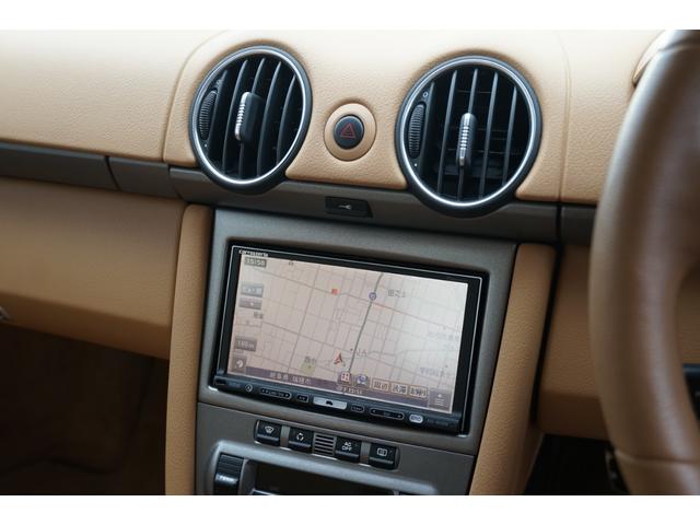 ケイマン ベースグレード　ベースグレード（２名）　５速ミッション　右ハンドル　ハーフレザー　ディーラー車　ナビ　バックカメラ　キーレス　スペアキー有（24枚目）