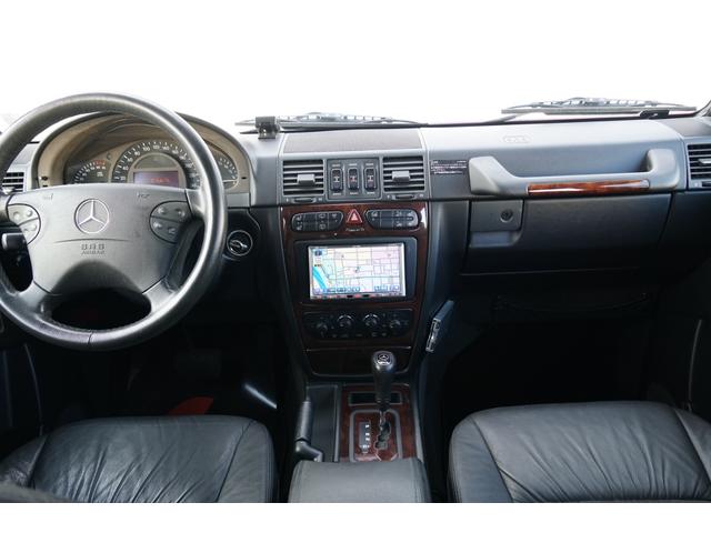 Ｇクラス Ｇ３２０Ｌ　フロント、リア、オーバーフェンダー、ホイールマットブラック塗装　正規ディーラー　左ハンドル　サンルーフ　ブラックレザー　パワーシート　社外ナビ　バックカメラ　フルセグＴＶ　ＥＴＣ　ヘッドライトガード（24枚目）