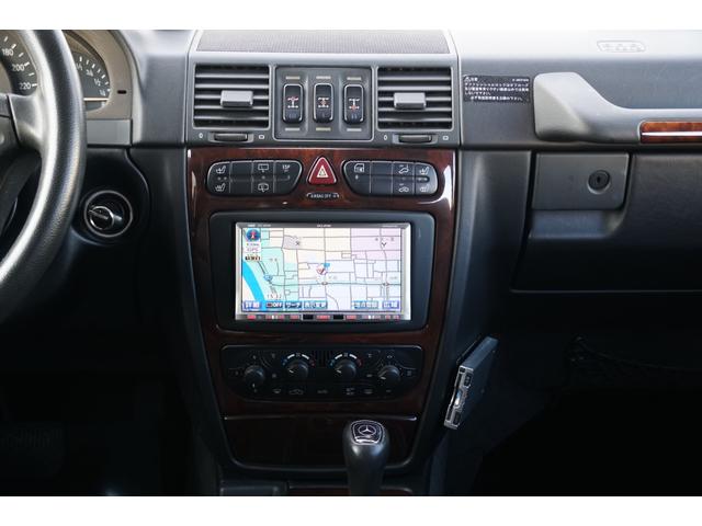 Ｇクラス Ｇ３２０Ｌ　フロント、リア、オーバーフェンダー、ホイールマットブラック塗装　正規ディーラー　左ハンドル　サンルーフ　ブラックレザー　パワーシート　社外ナビ　バックカメラ　フルセグＴＶ　ＥＴＣ　ヘッドライトガード（26枚目）