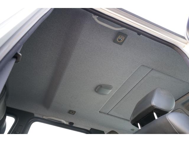 Ｇクラス Ｇ３２０Ｌ　フロント、リア、オーバーフェンダー、ホイールマットブラック塗装　正規ディーラー　左ハンドル　サンルーフ　ブラックレザー　パワーシート　社外ナビ　バックカメラ　フルセグＴＶ　ＥＴＣ　ヘッドライトガード（35枚目）