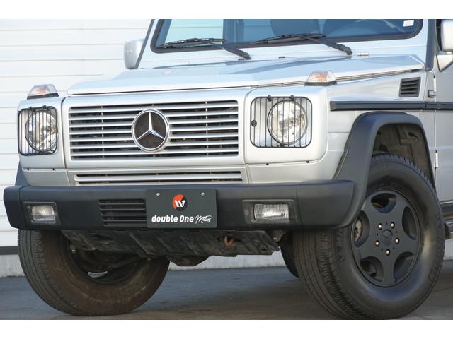 Ｇクラス Ｇ３２０Ｌ　フロント、リア、オーバーフェンダー、ホイールマットブラック塗装　正規ディーラー　左ハンドル　サンルーフ　ブラックレザー　パワーシート　社外ナビ　バックカメラ　フルセグＴＶ　ＥＴＣ　ヘッドライトガード（40枚目）